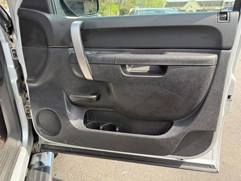 Used 2013 Chevrolet Silverado 2500 LT w/ Interior Plus Package image 34