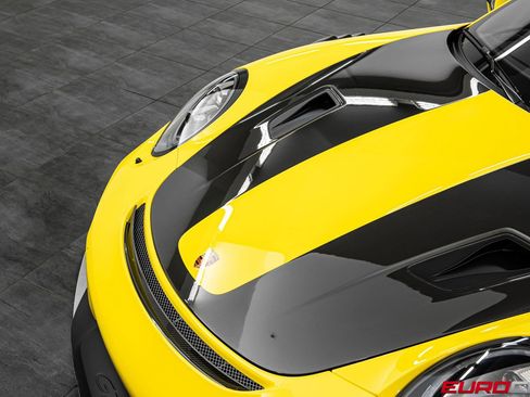 Used 2018 Porsche 911 GT2 RS RWD image 9