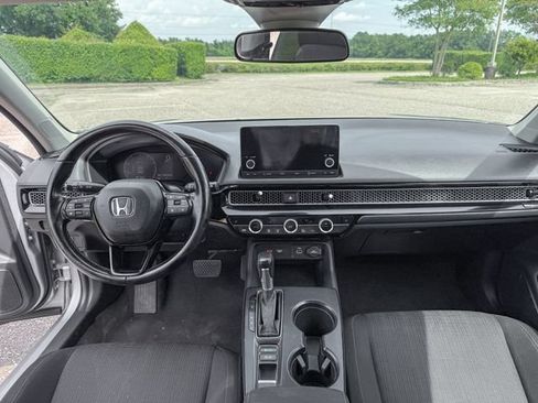 Used 2022 Honda Civic EX image 14