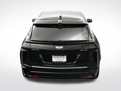 Used 2025 Cadillac Lyriq Luxury AWD/4WD image 19