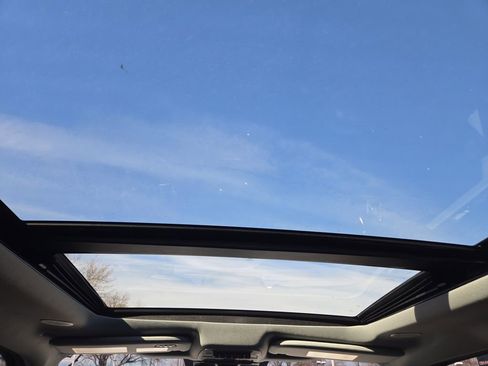 Used 2024 Ford F350 Lariat w/ Lariat Ultimate Package image 18