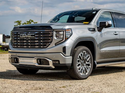 Used 2026 GMC Sierra 1500 Denali Ultimate AWD/4WD image 24