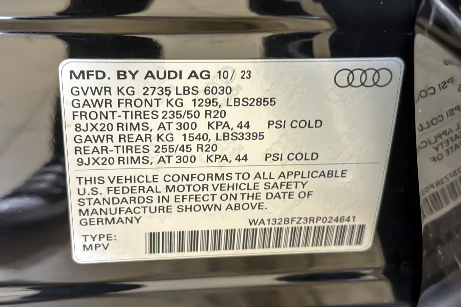 Certified 2024 Audi Q4 e-tron Premium Plus AWD/4WD image 28