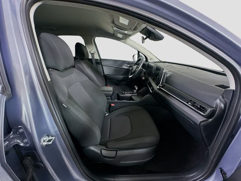 Used 2025 Kia Sportage LX FWD image 29