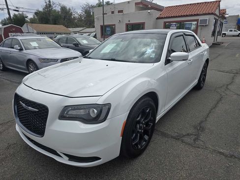Used 2019 Chrysler 300 S w/ Safetytec Plus Group AWD/4WD image 2