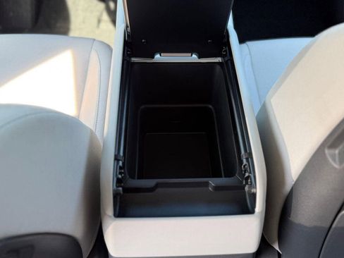 New 2026 Hyundai Santa Fe SE image 14