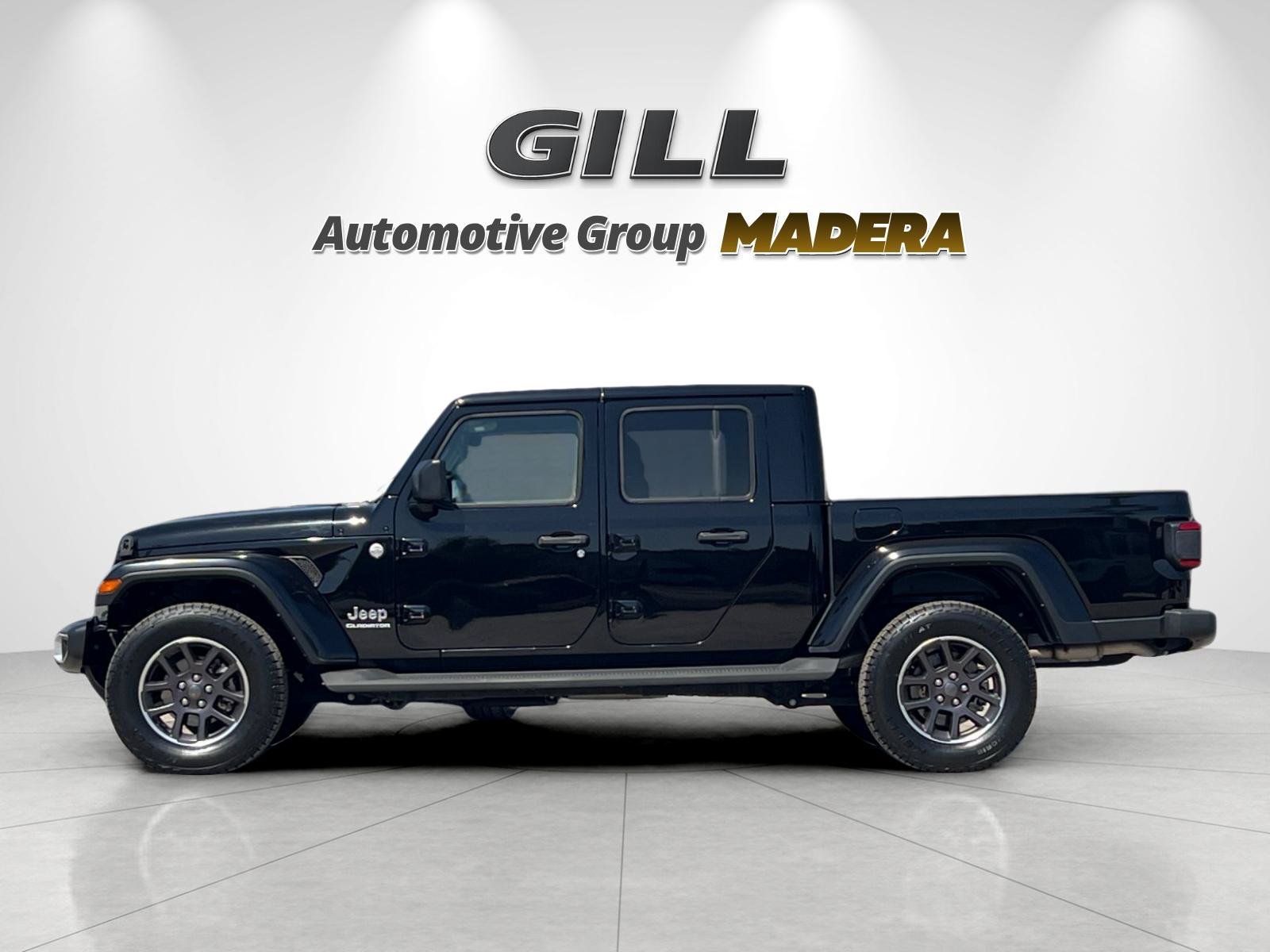 Used 2022 Jeep Gladiator Overland w/ Popular Equipment Package AWD/4WD image 6