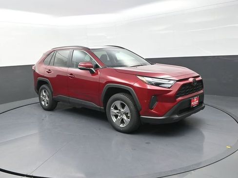 Used 2025 Toyota RAV4 XLE image 10