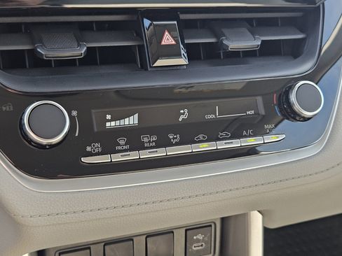 Certified 2024 Toyota Corolla Cross L image 14