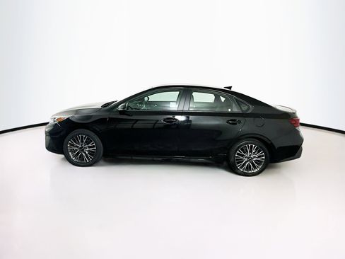 Used 2023 Kia Forte GT-Line image 4