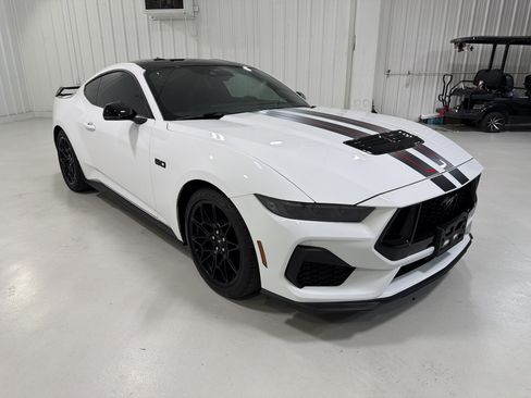 Used 2024 Ford Mustang GT Premium w/ GT Performance Package RWD image 7