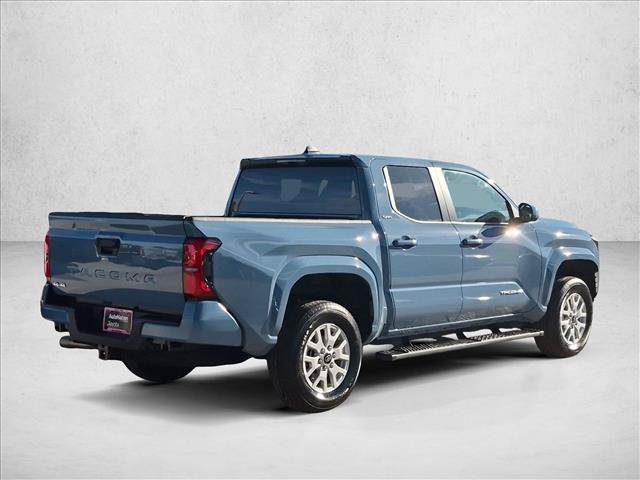 Used 2026 Toyota Tacoma SR5 AWD/4WD image 5