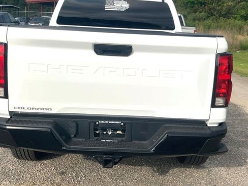 Used 2024 Chevrolet Colorado Trail Boss w/ Advanced Trailering Package AWD/4WD image 13