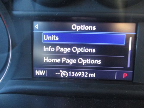 Used 2020 Chevrolet Silverado 1500 LT w/ Texas Edition image 24