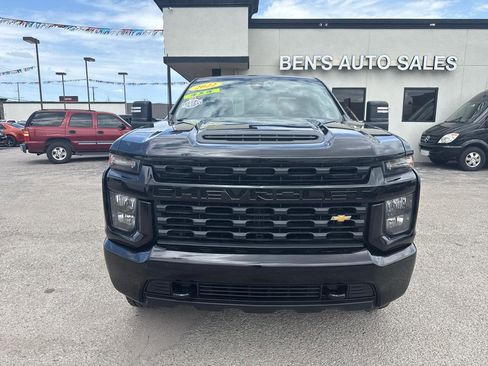 Used 2022 Chevrolet Silverado 2500 Custom w/ Safety Confidence Package AWD/4WD image 3