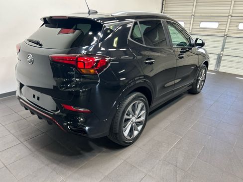 Used 2023 Buick Encore GX Select w/ Sport Touring Package FWD image 3