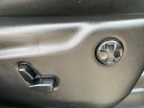 Used 2021 Jeep Grand Cherokee Limited image 14