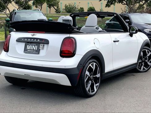 Certified 2025 MINI Cooper S image 14