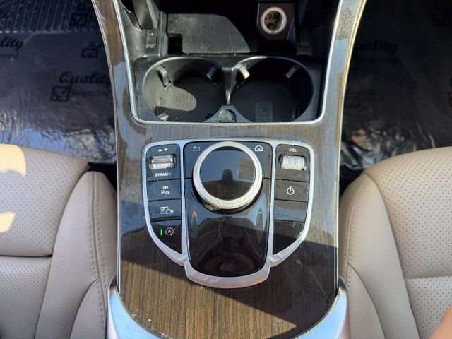 Used 2021 Mercedes-Benz C 300 Sedan image 21