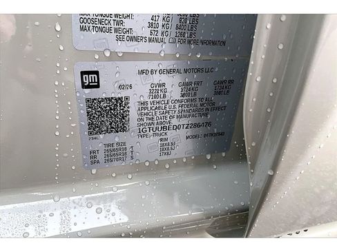 New 2026 GMC Sierra 1500 SLE image 8