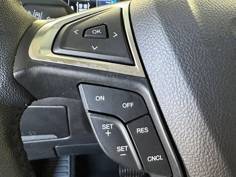 Used 2024 Ford Edge SEL w/ Convenience Package AWD/4WD image 7