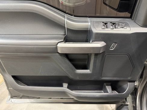 Used 2020 Ford F150 XLT w/ Equipment Group 302A Luxury RWD image 9