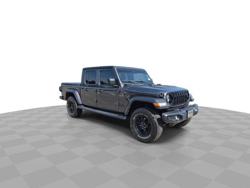 Used 2024 Jeep Gladiator Sport AWD/4WD image 2