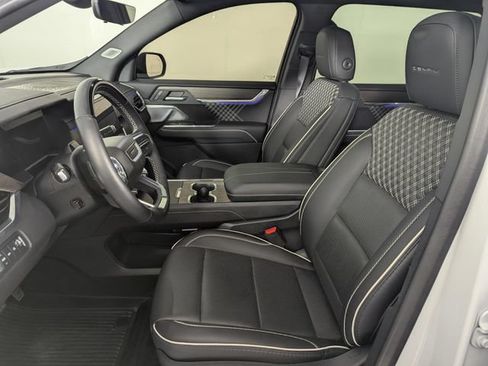 Used 2024 GMC Acadia Denali w/ Super Cruise Package AWD/4WD image 15