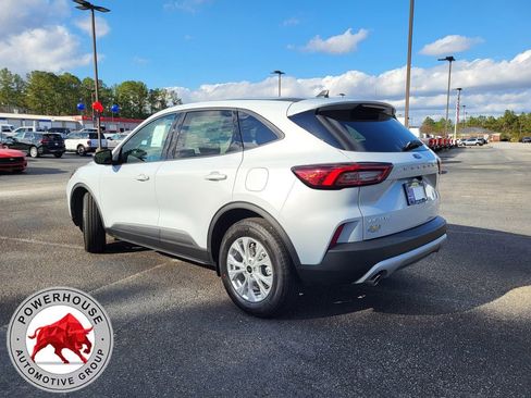 New 2026 Ford Escape Active image 8