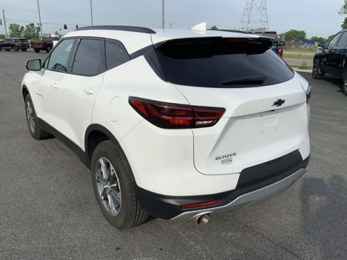 Used 2024 Chevrolet Blazer LT FWD image 8