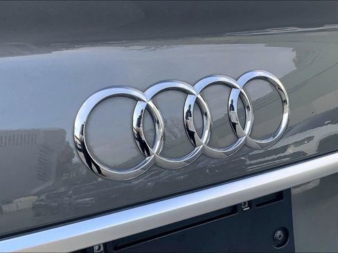 Certified 2023 Audi Q5 2.0T Premium w/ Convenience Package image 33