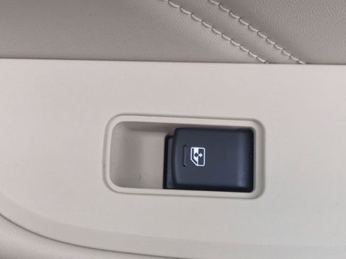 Used 2019 Subaru Outback 2.5i Limited w/ Popular Package #2 image 36