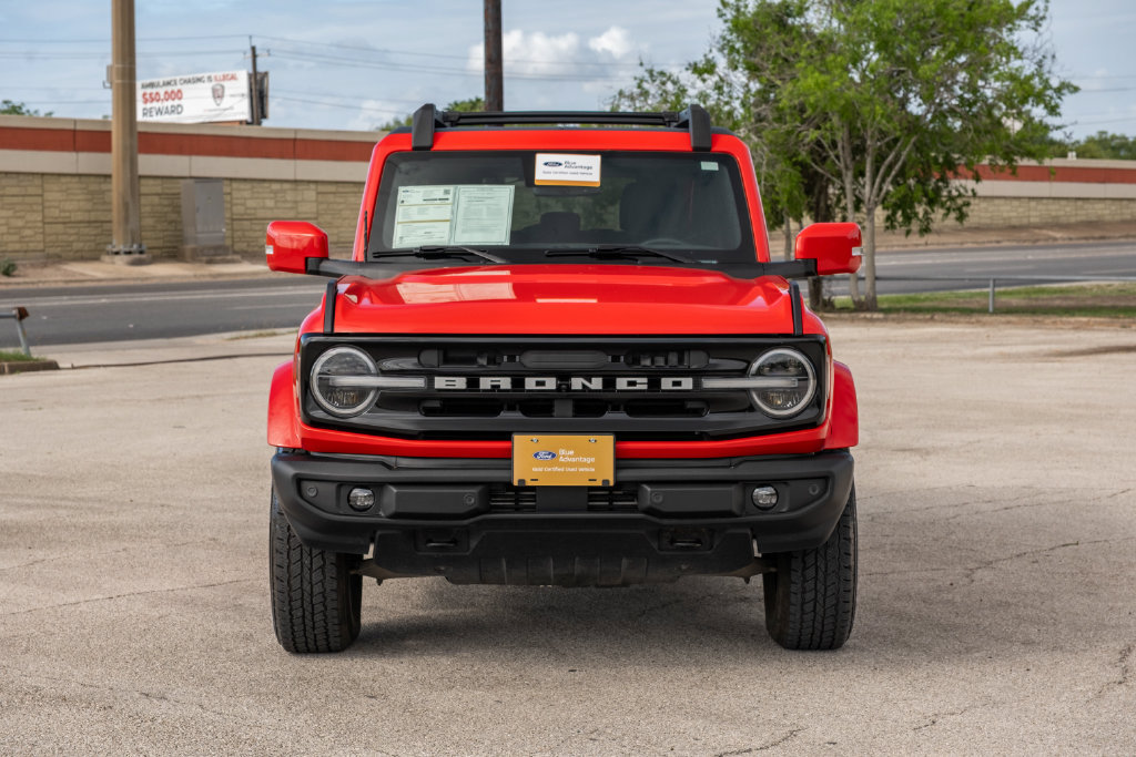 Certified 2023 Ford Bronco Outer Banks AWD/4WD image 3