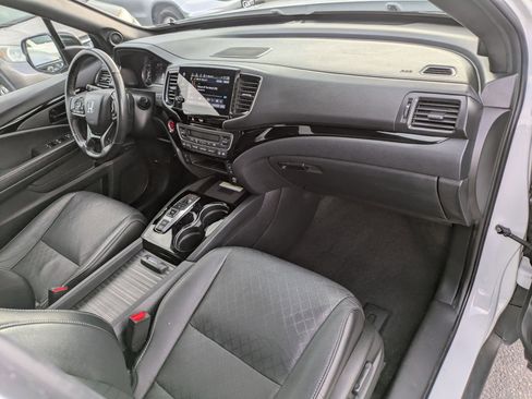 Certified 2023 Honda Passport Elite image 35