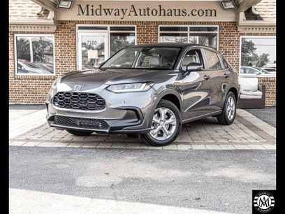 Used 2025 Honda HR-V LX