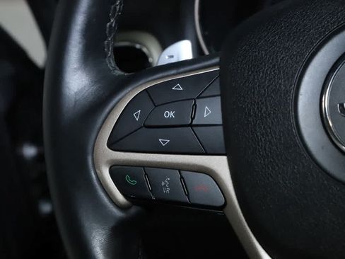 Used 2014 Jeep Grand Cherokee Altitude AWD/4WD image 23