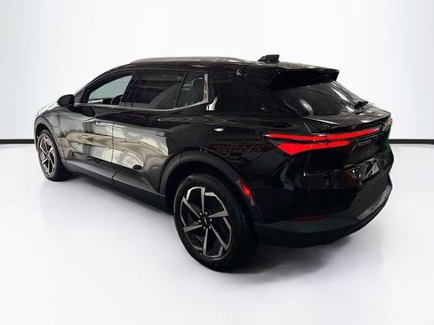 New 2026 Chevrolet Equinox EV LT image 8