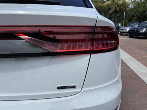 Used 2022 Audi Q8 Premium Plus AWD/4WD image 41