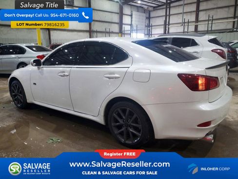 Used 2011 Lexus IS 350 AWD w/ Luxury Plus Value Edition image 3
