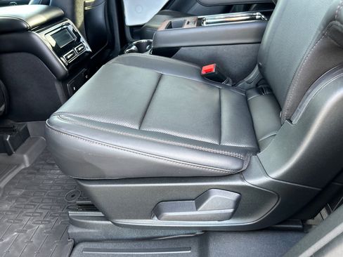 Used 2023 Lincoln Aviator Reserve w/ Equipment Group 201A image 14