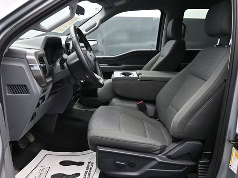 Used 2025 Ford F150 XLT w/ Equipment Group 301A Standard AWD/4WD image 9