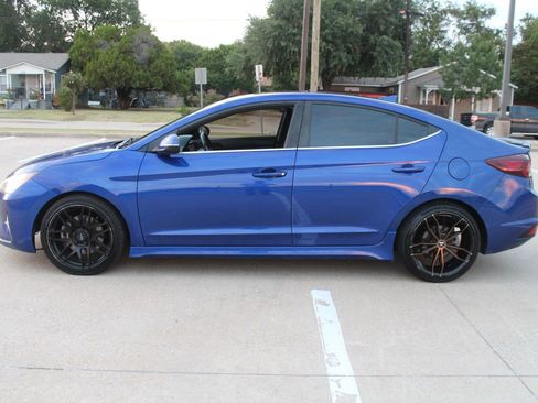 Used 2019 Hyundai Elantra Sport w/ Cargo Package image 6