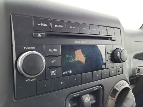 Used 2016 Jeep Wrangler Sport w/ Quick Order Package 23S image 25