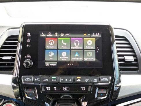 Certified 2024 Honda Odyssey Touring image 14