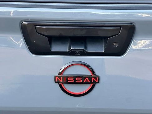 Certified 2024 Nissan Frontier PRO-4X w/ Technology Package AWD/4WD image 12