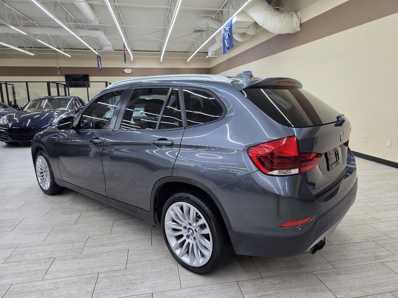 Used 2014 BMW X1 sDrive28i RWD image 8