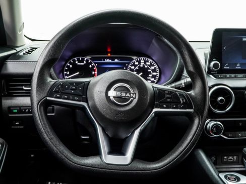 Used 2024 Nissan Sentra SV image 17