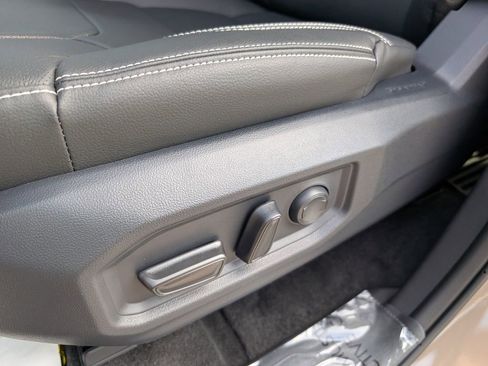New 2026 Toyota Tundra SR5 AWD/4WD image 11