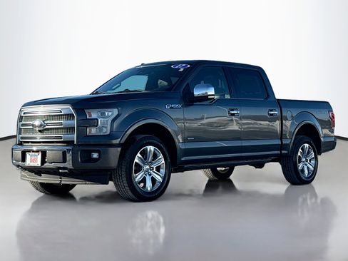 Used 2017 Ford F150 Platinum w/ Equipment Group 701A Luxury image 13