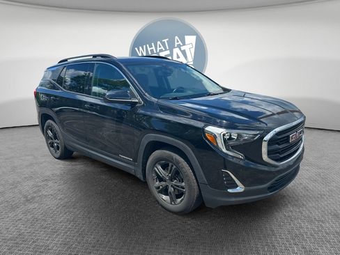 Used 2020 GMC Terrain SLE w/ Driver Convenience Package AWD/4WD image 1